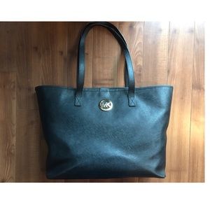 Michael kors travel bag large